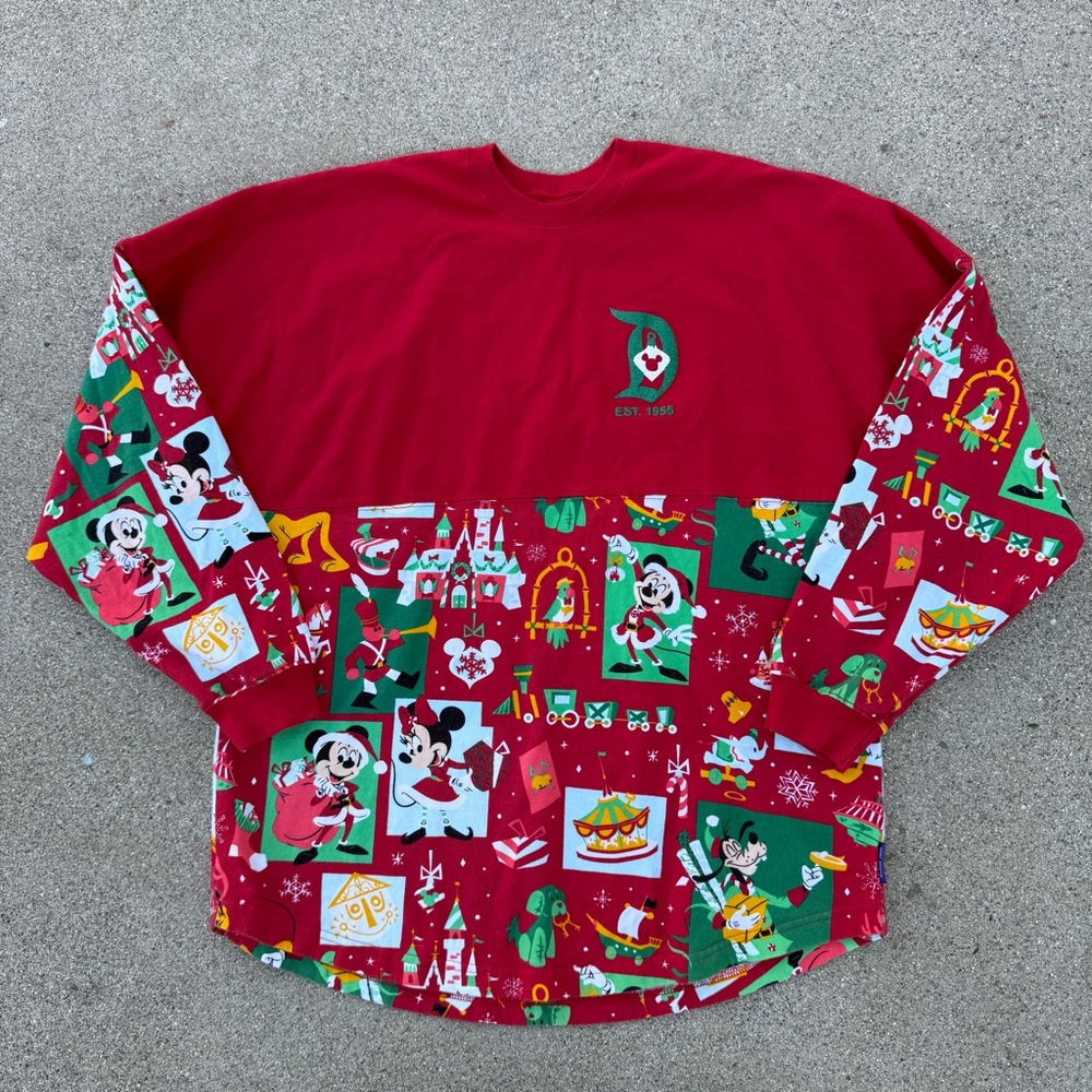 Disneyland Resort Christmas Holiday Red Spirit Jersey 2020 size large preloved - Picture 2 of 6
